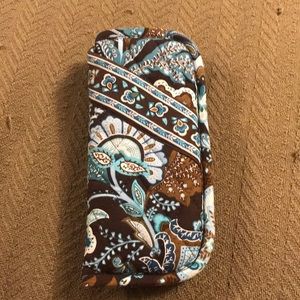 Padded sunglasses case